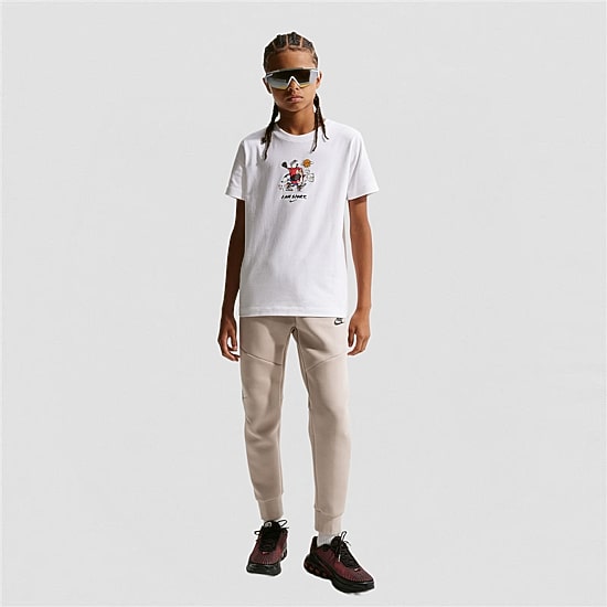 Nike Big Kid Unisex Crew Neck Short Sleeve Regular Fit Graphic T-Shirt