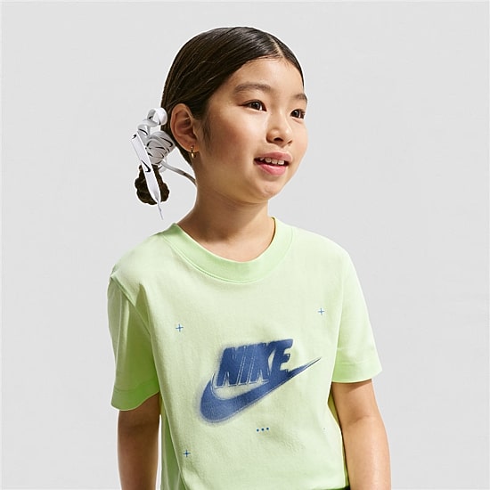 Nike Big Kid Unisex Crew Neck Short Sleeve Regular Fit Graphic T-Shirt