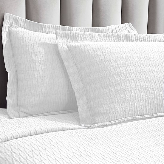 SUPERIOR® Calvert Cotton Lattice Geometric Jacquard Bedspread
