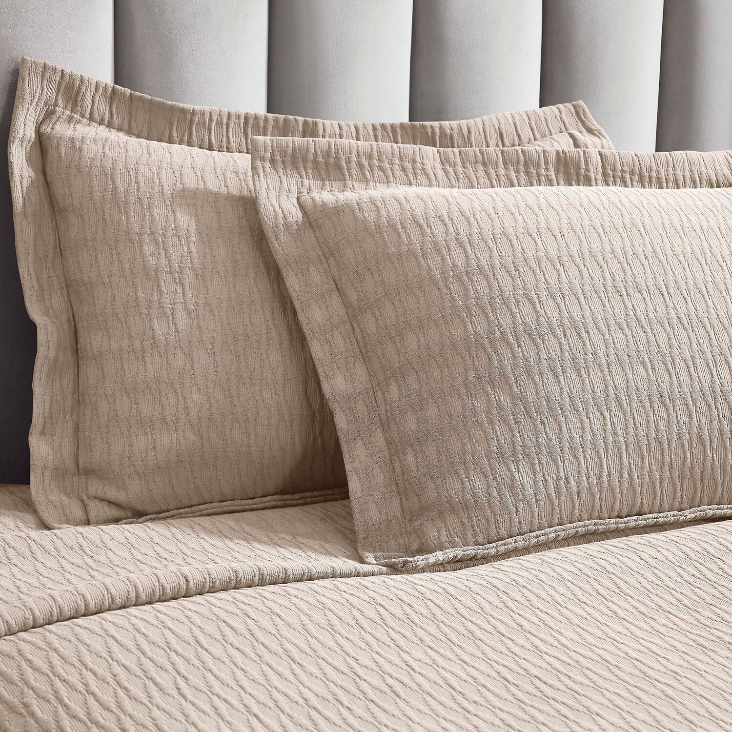 SUPERIOR® Calvert Cotton Lattice Geometric Jacquard Bedspread