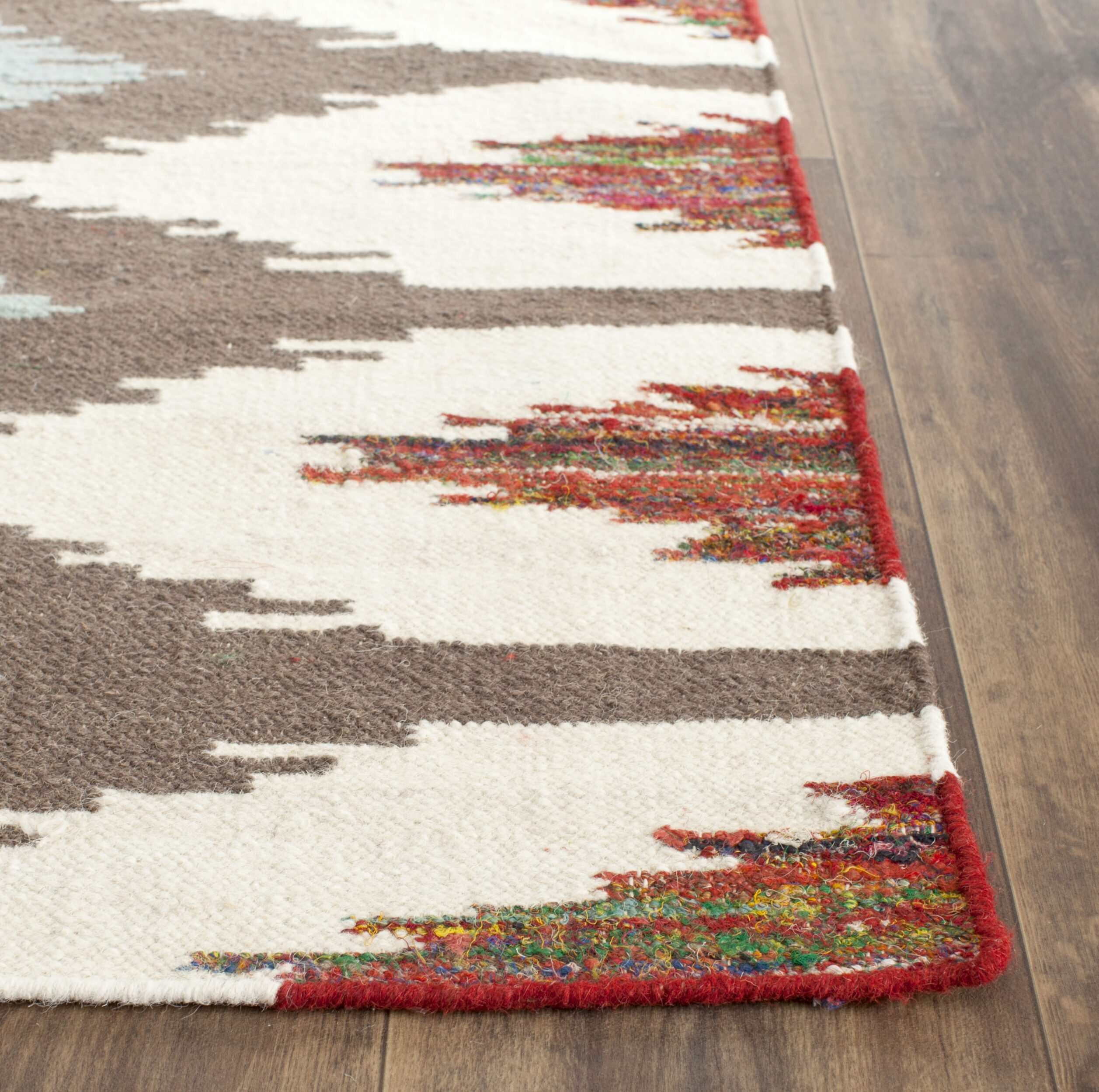 Safavieh Torrey Hand Woven Flat Weave Area Rug