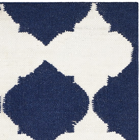 Safavieh Teagan Hand Woven Flat Weave Area Rug