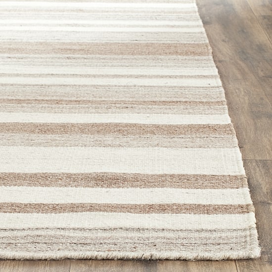 Safavieh Vana Hand Woven Flat Weave Area Rug