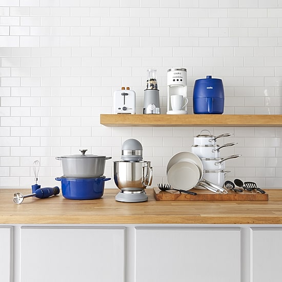Cooks Cast Iron Dutch Oven with Lid