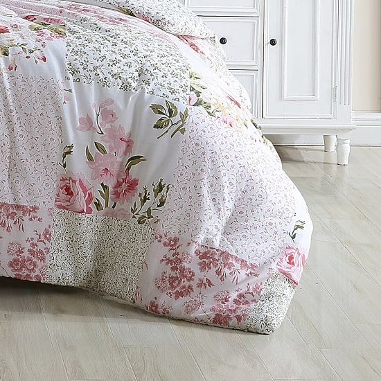 Laura Ashley Ailyn Floral Midweight Comforter