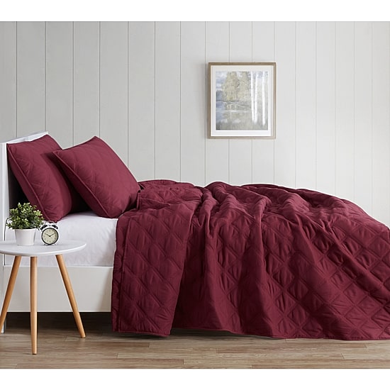 Truly Soft Everyday 3D Puff Solid Quilt Set