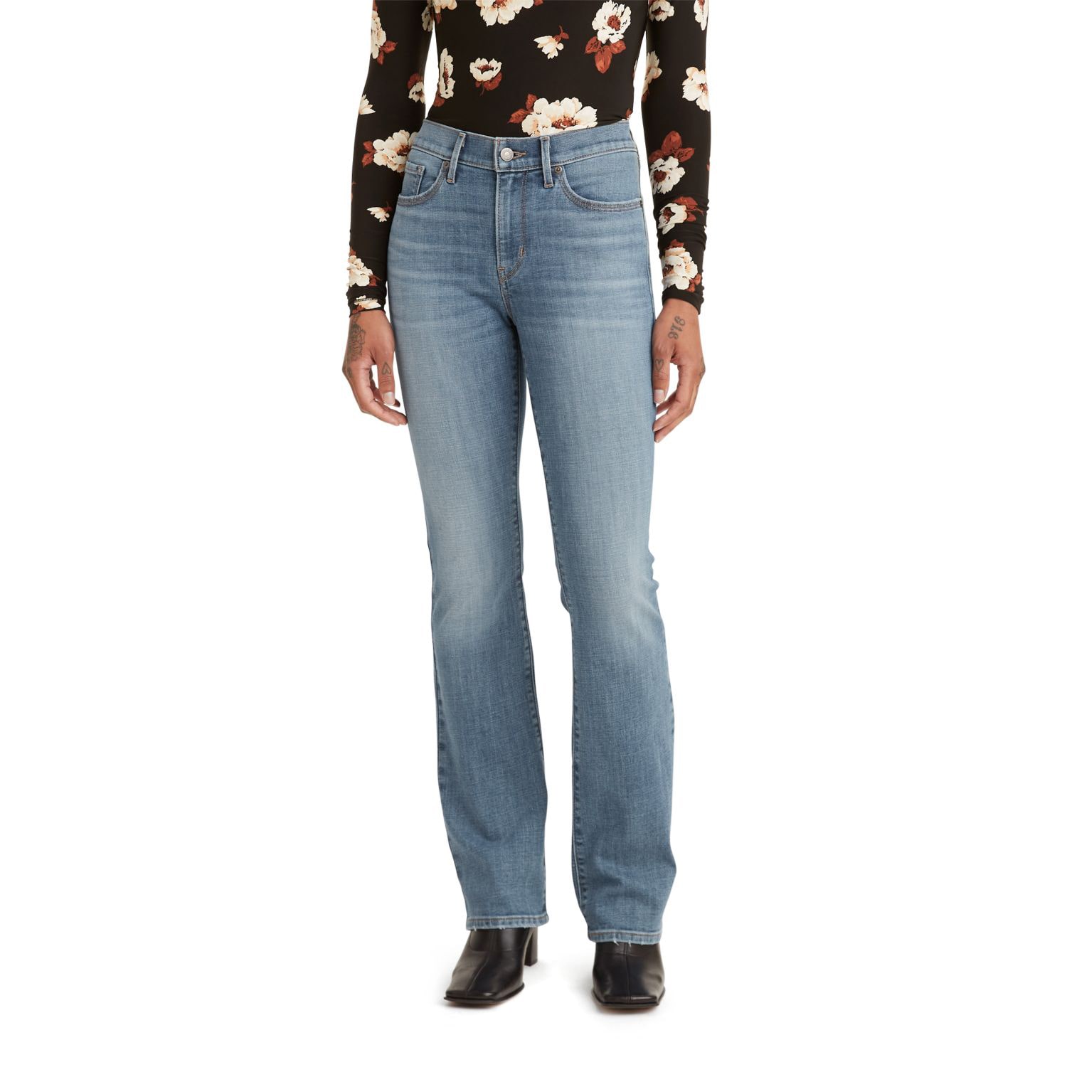 Levi's® Classic Womens Mid Rise Stretch Fabric Relaxed Fit Bootcut Jean