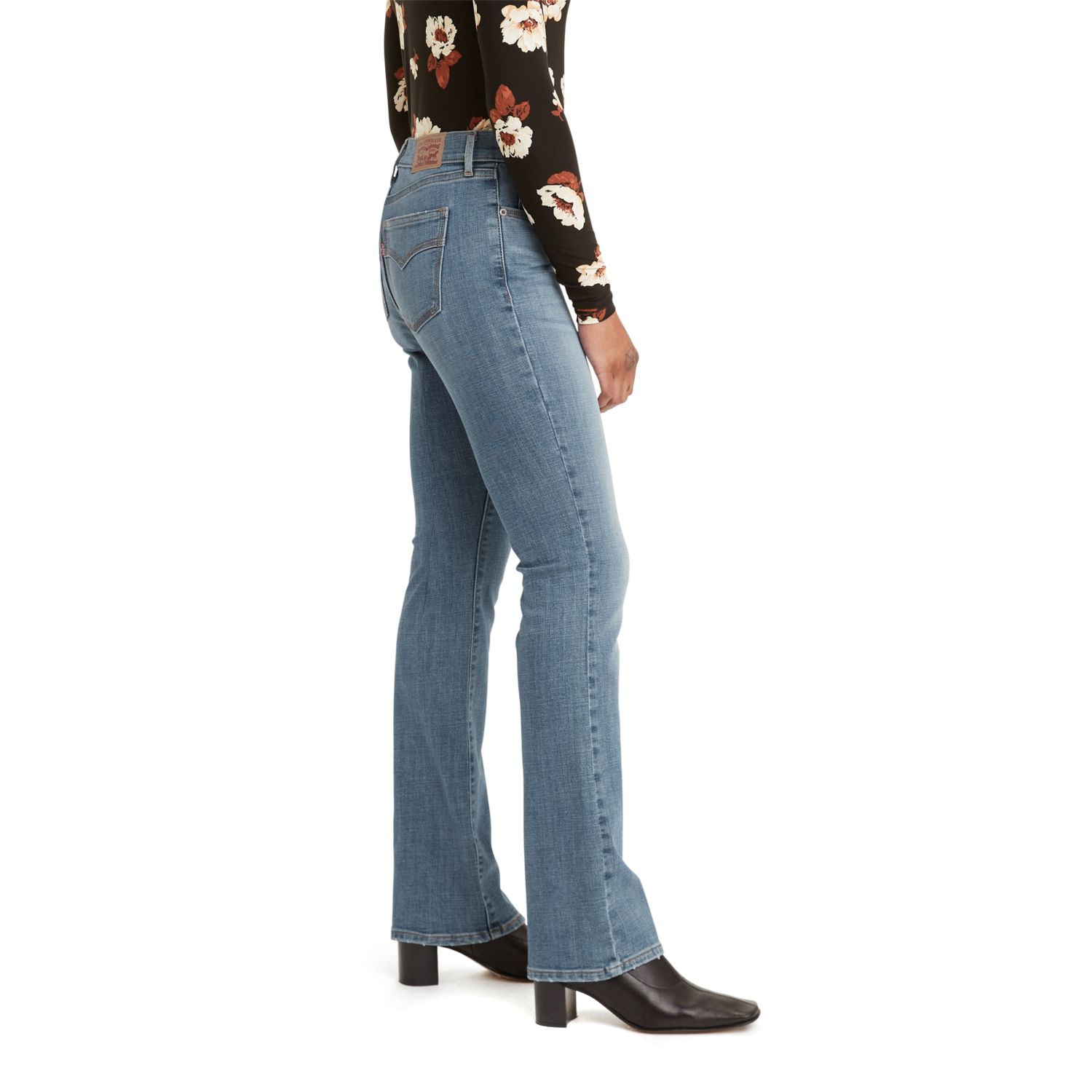 Levi's® Classic Womens Mid Rise Stretch Fabric Relaxed Fit Bootcut Jean