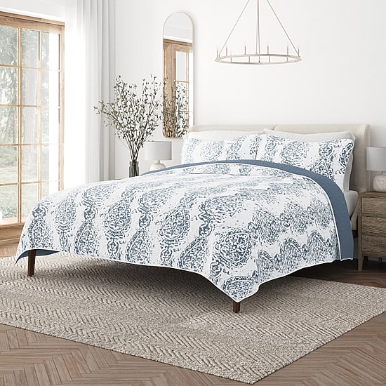 Casual Comfort Damask Reversible Quilt Set