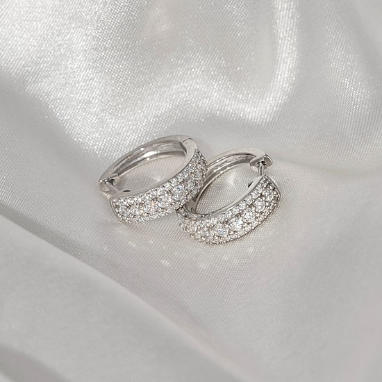 Diamonart Womens Cubic Zirconia Sterling Silver 17.1mm Hoop Earrings