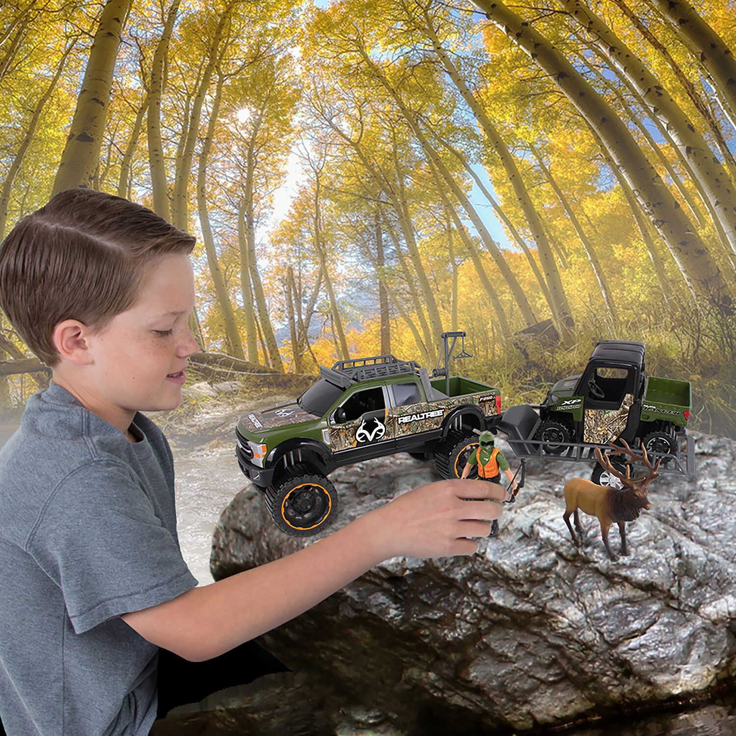 Realtree Hunting Playset Ford F250 With Elk 10-pc. Toy Playset
