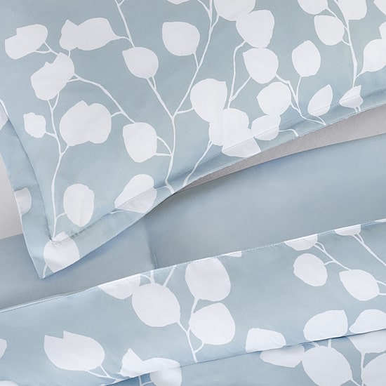 Serta® Ellen Midweight Comforter Set