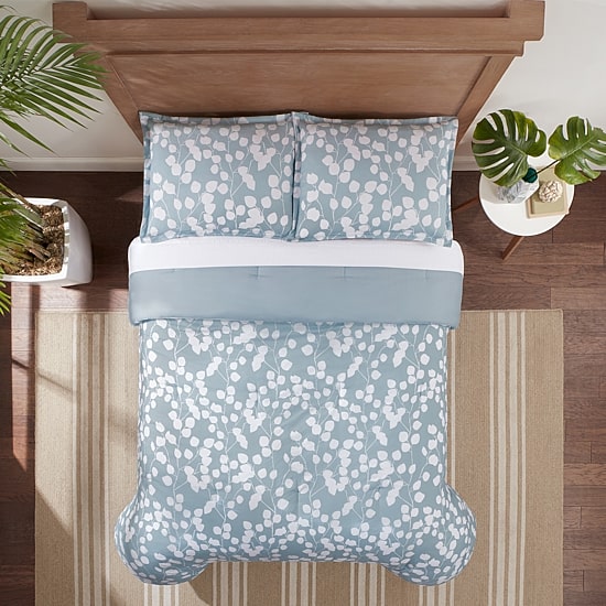 Serta® Ellen Midweight Comforter Set