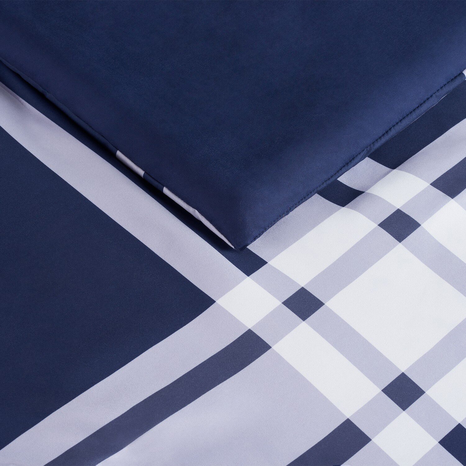 Serta® Jax Midweight Comforter Set