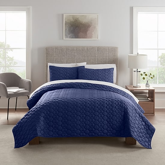Serta® Solid Quilt Set