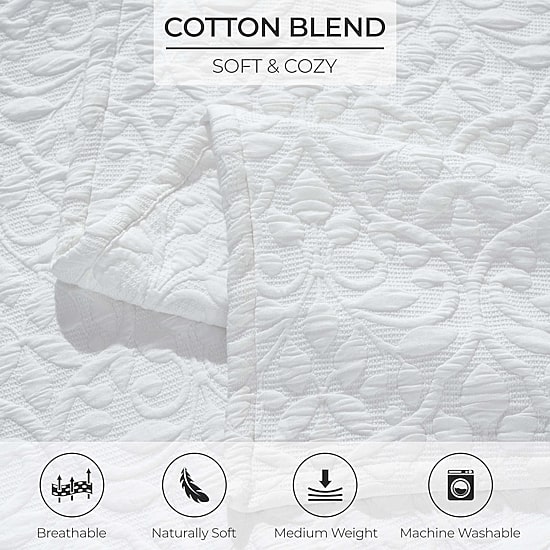 SUPERIOR® Vineyard Matelasse Floral Scroll Floral Coverlet
