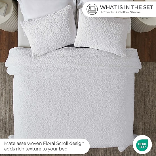 SUPERIOR® Vineyard Matelasse Floral Scroll Floral Coverlet