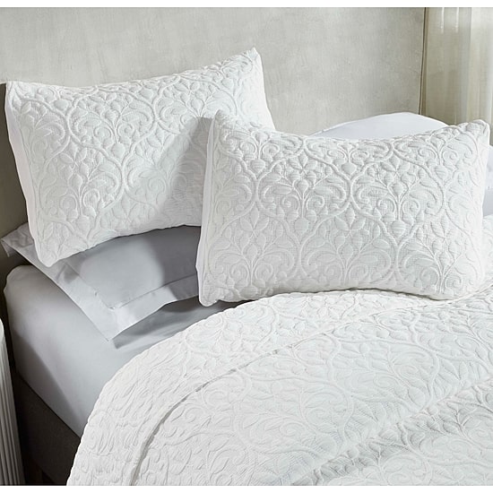 SUPERIOR® Vineyard Matelasse Floral Scroll Floral Coverlet