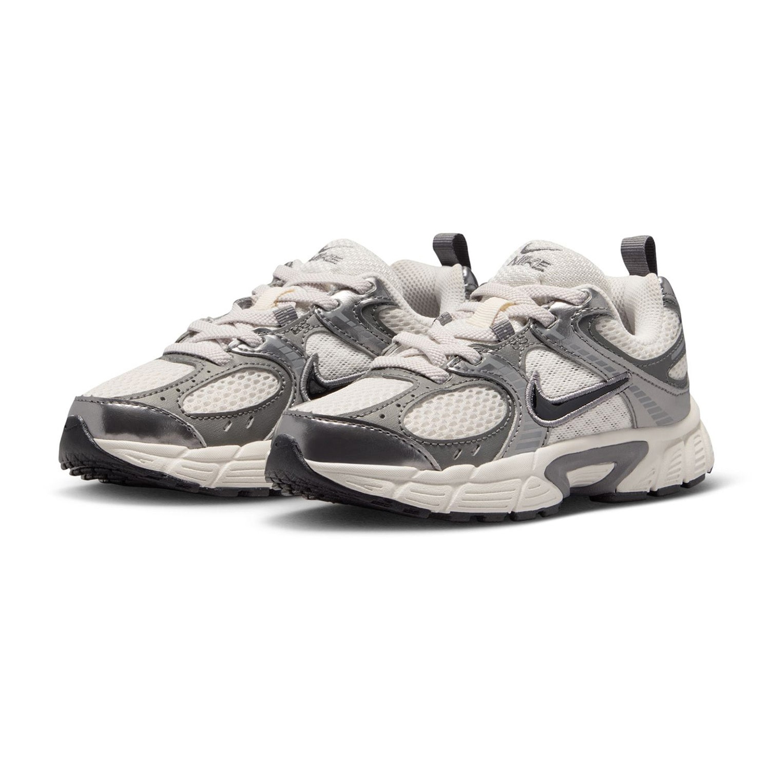 Nike V5 RNR Little Kid Unisex Sneakers