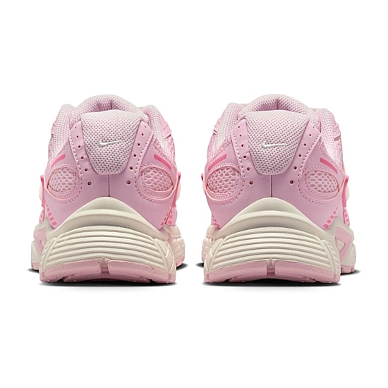 Nike V5 RNR Womens Sneakers