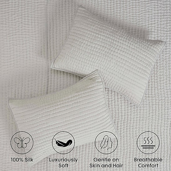 SUPERIOR® Bella Silk Handmade Luxury Quilt