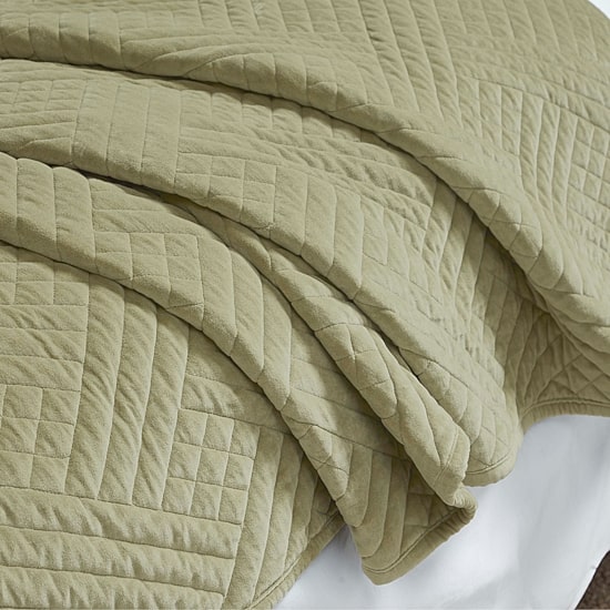 SUPERIOR® Karina Cotton Velvet Geometric Glam Quilt