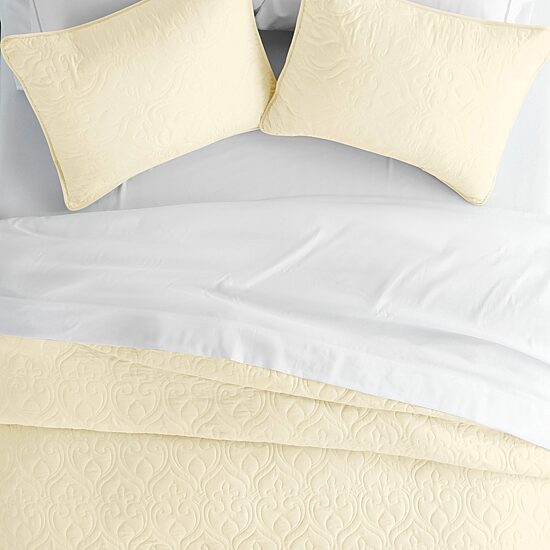 Casual Comfort Damask Stitch Quilt Set