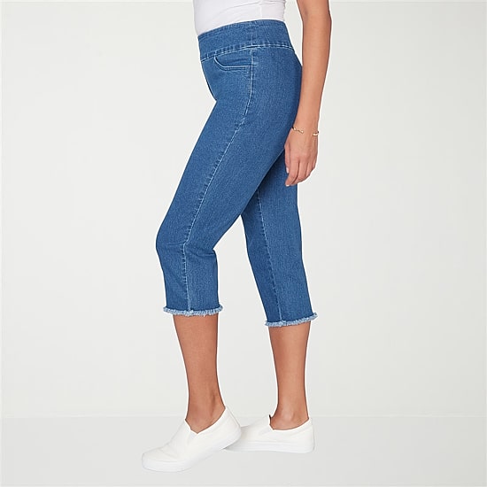 Alfred Dunner Classics Womens Mid Rise Capri Jean