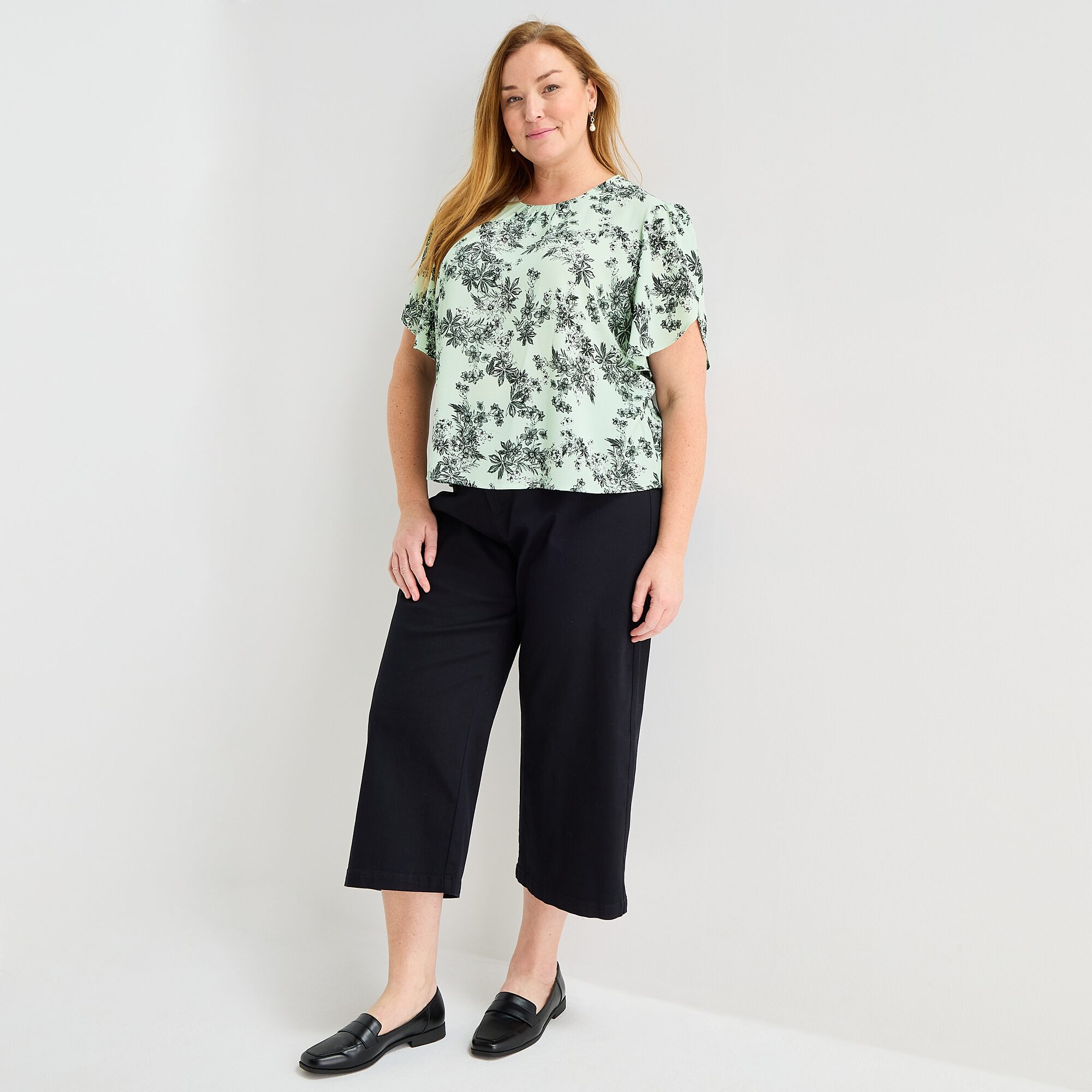 Liz Claiborne Womens Plus Round Neck Short Sleeve Blouse