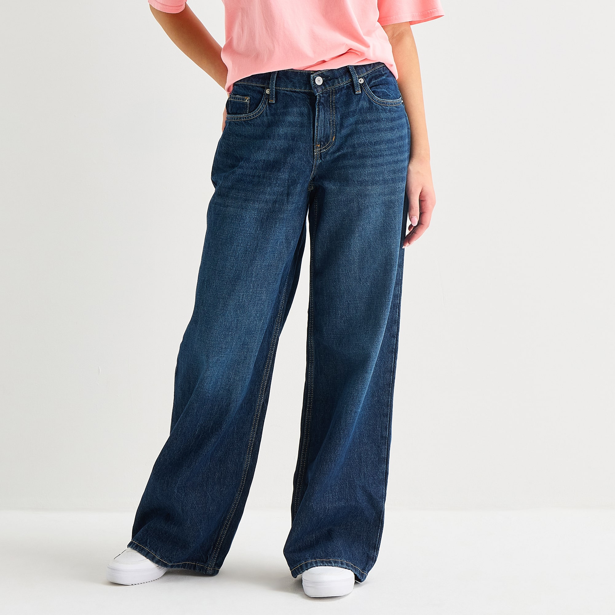 Arizona Womens Juniors Low Rise Baggy Fit Jean