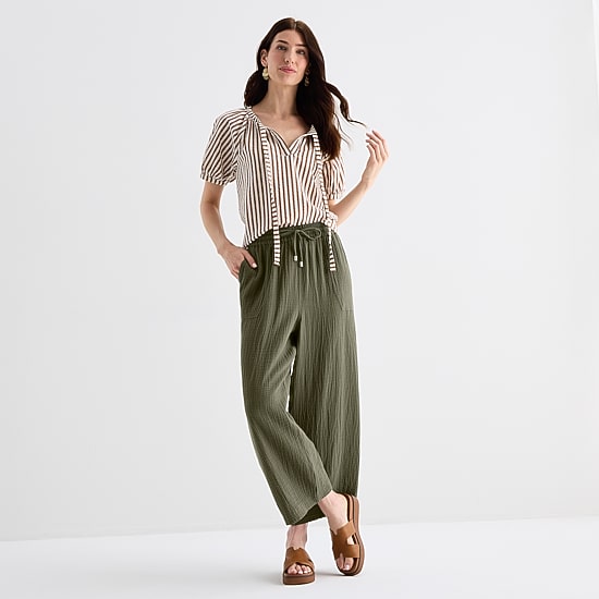 St. John's Bay Womens Straight Cropped Pant