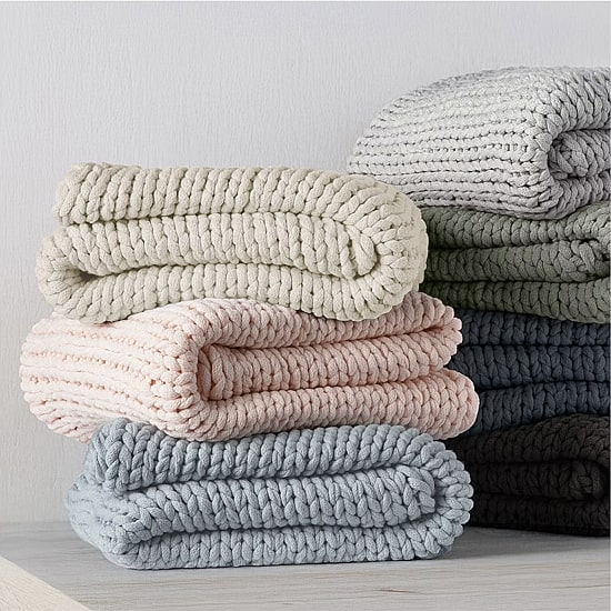 Casual Comfort Chunky Midweight Throw