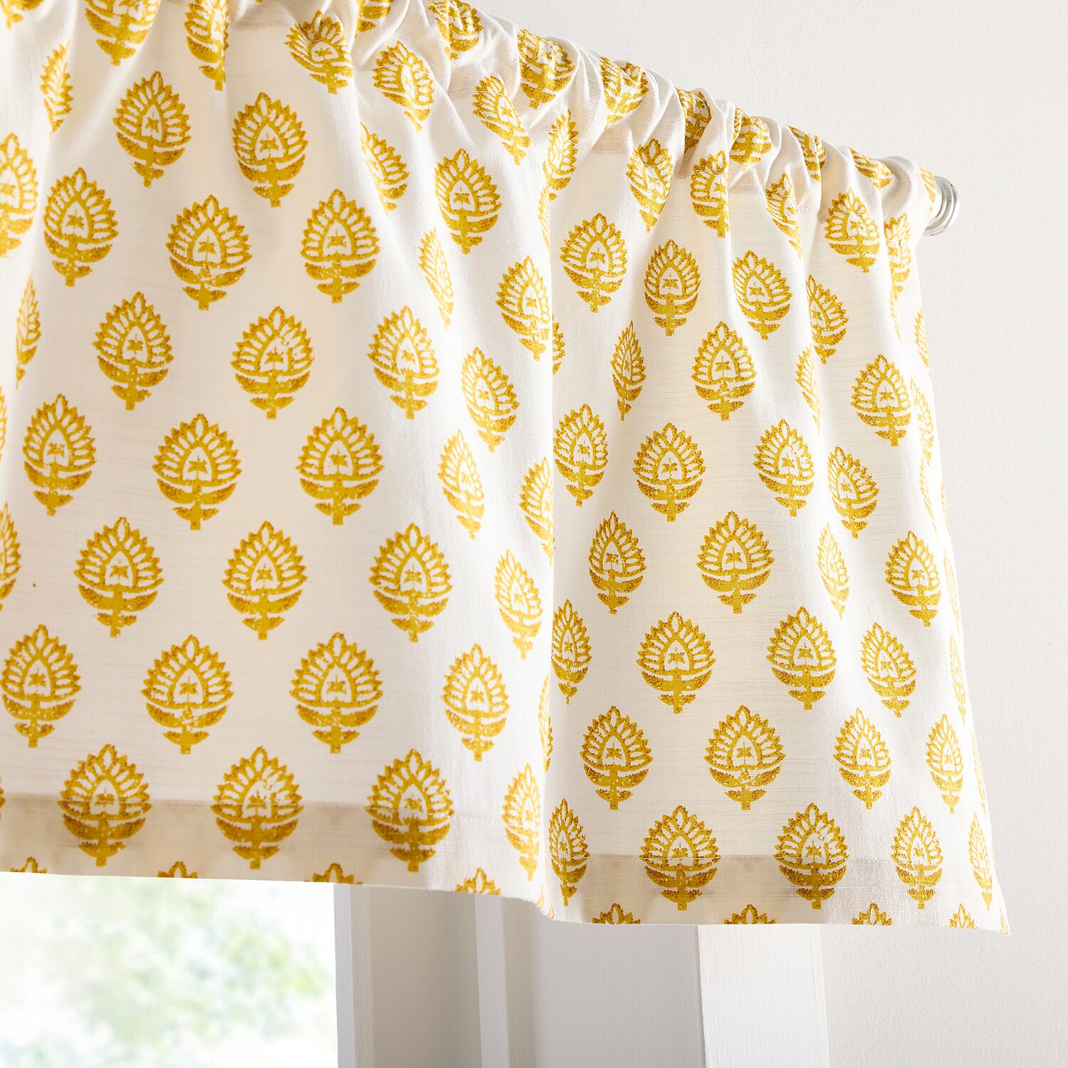 CHF Kiara 3-pc. Rod Pocket Window Tier