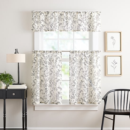 CHF Hummingbird 3-pc. Rod Pocket Window Tier