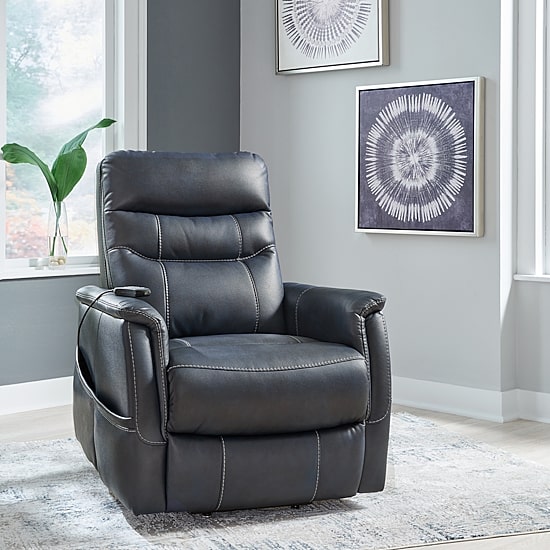 Signature Design by Ashley® Strawbill Lift Pad-Arm Recliner