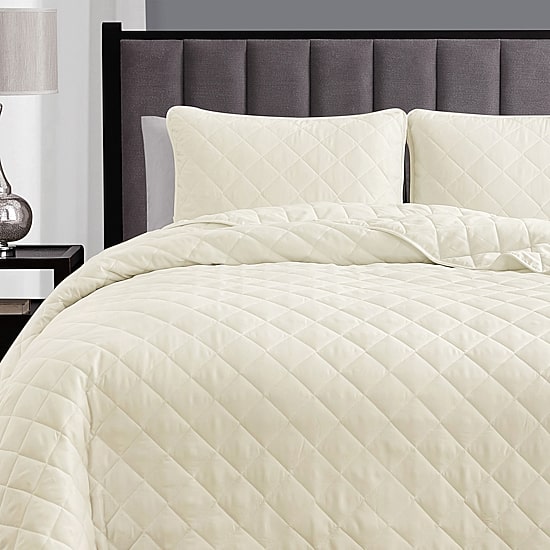 Swift Home Lightweight Oversized Diamond Stitched Coverlet Bedspread Set Wrinkle Resistant Quilt Set