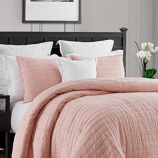 Swift Home Lightweight Oversized Enzyme Washed Crinkle Quilt Coverlet Bedspread Set