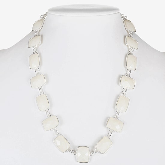 Liz Claiborne Womens 17 Inch Collar Necklace
