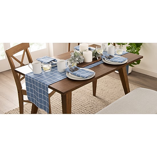Fieldcrest Window Pane Table Runner