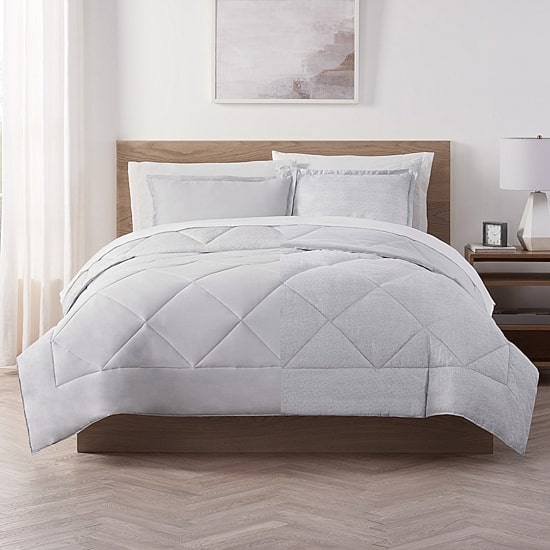 Serta® Supersoft Cooling Midweight Comforter Set