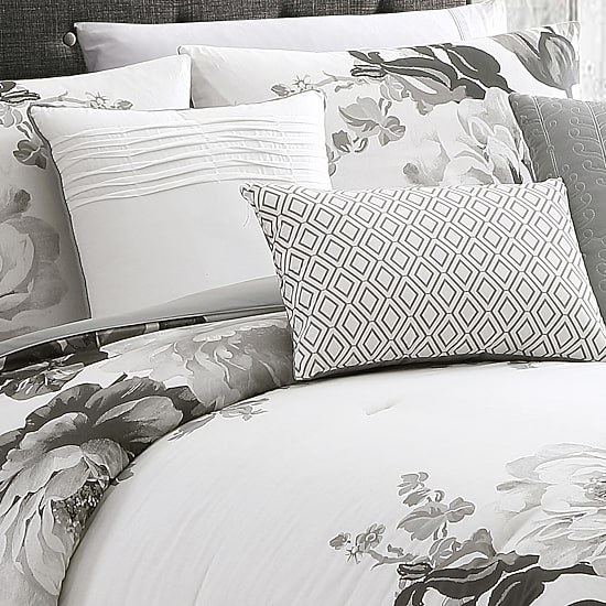 Riverbrook Home Ridgley 7-pc. Floral Midweight Comforter Set
