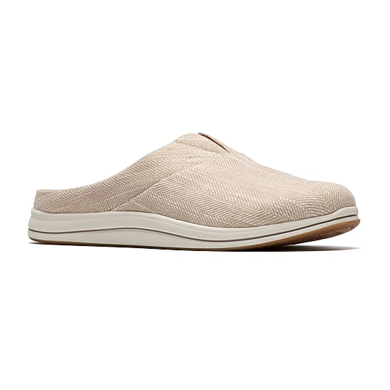 Clarks Breeze Amelia Cloudsteppers Womens Round Closed Toe Slip-On Shoe