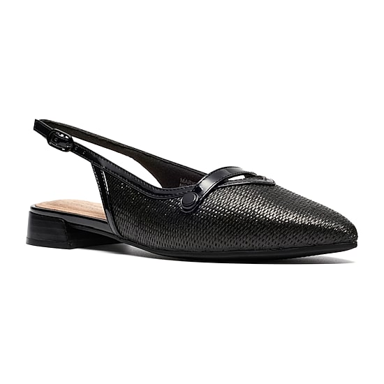 Clarks Natalyn Womens Pointed Closed Toe Ballet Flats
