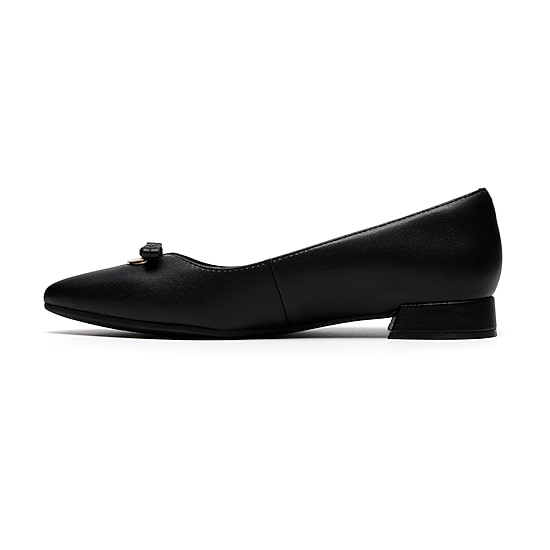 Clarks Natalyn Womens Pointed Closed Toe Ballet Flats