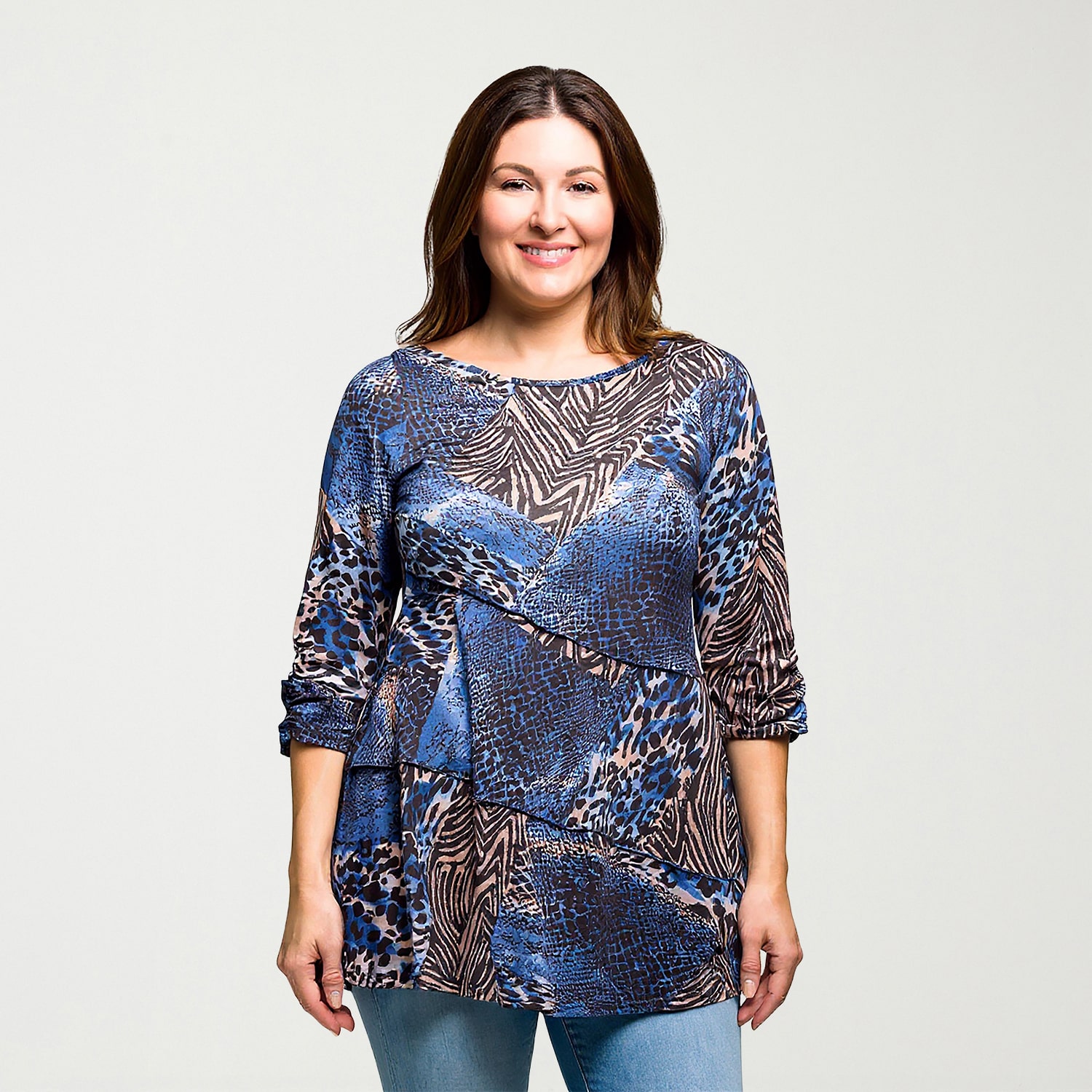 24seven Comfort Apparel Plus Womens Round Neck 3/4 Sleeve Tunic Top