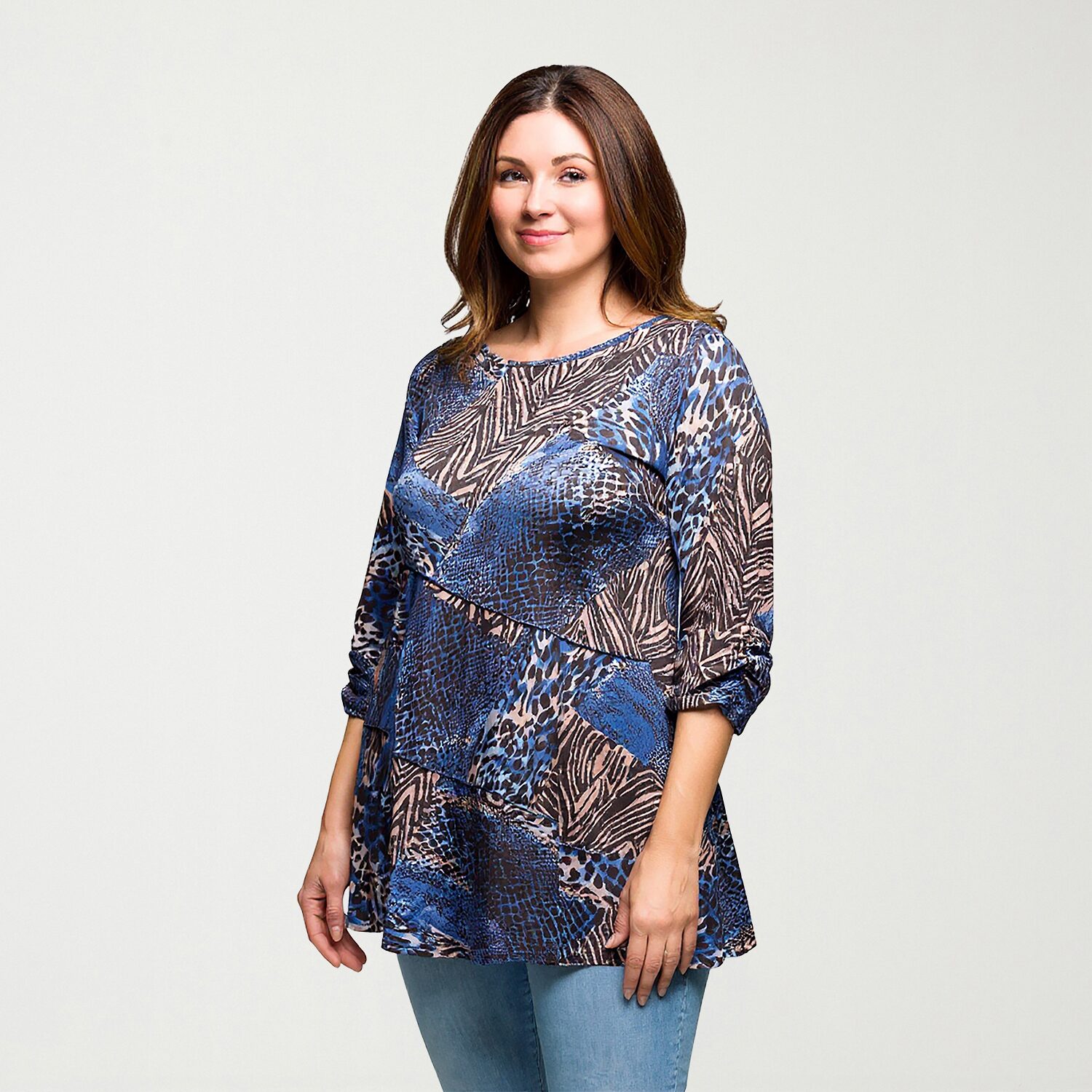 24seven Comfort Apparel Plus Womens Round Neck 3/4 Sleeve Tunic Top