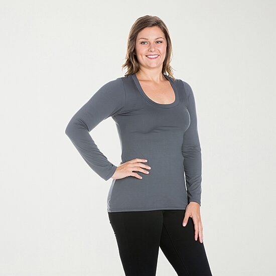 24seven Comfort Apparel Womens Plus Scoop Neck Long Sleeve T-Shirt