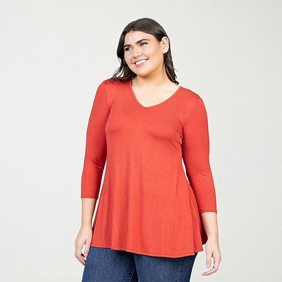24seven Comfort Apparel Plus Womens V Neck 3/4 Sleeve Tunic Top