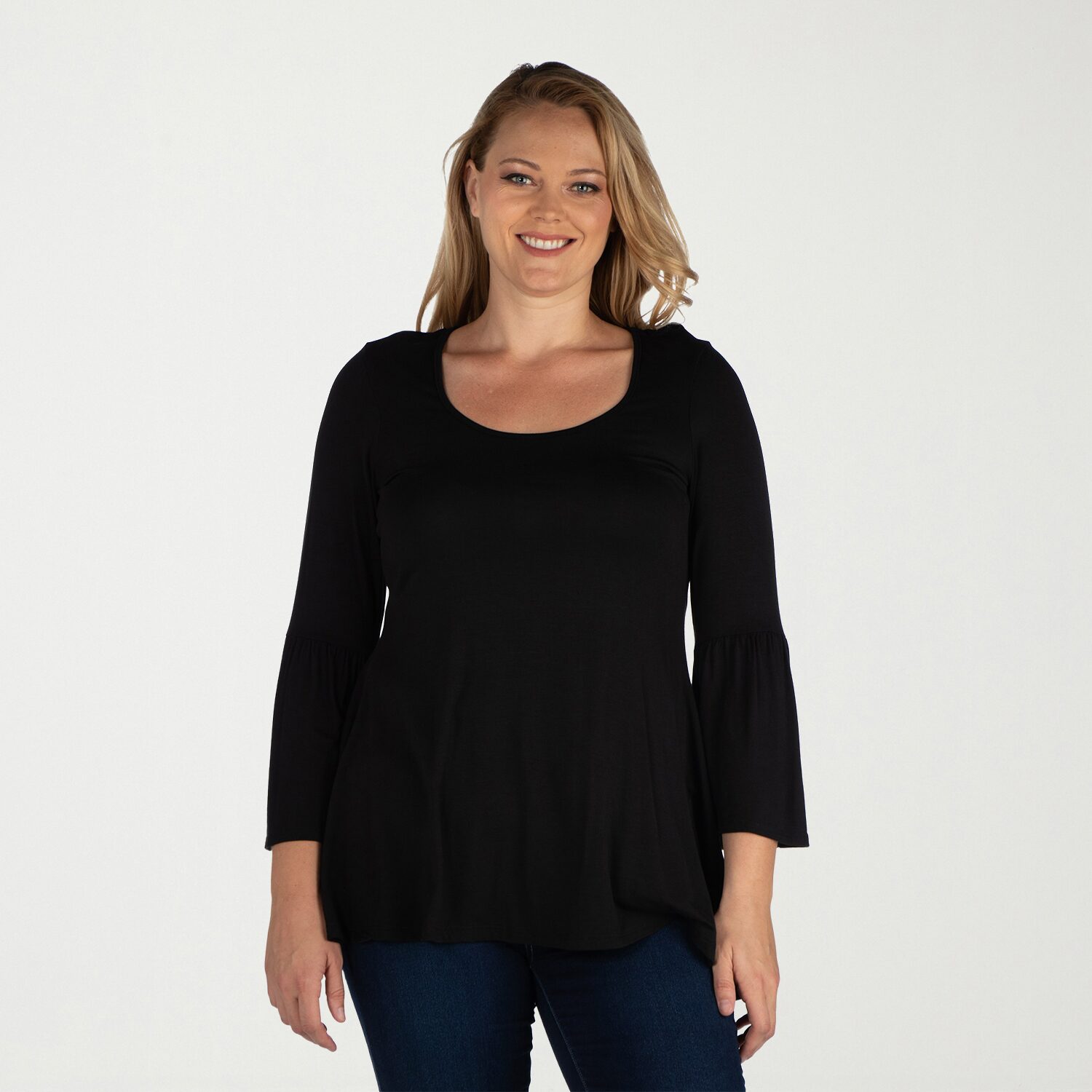 24seven Comfort Apparel Plus Womens Scoop Neck Long Sleeve Tunic Top