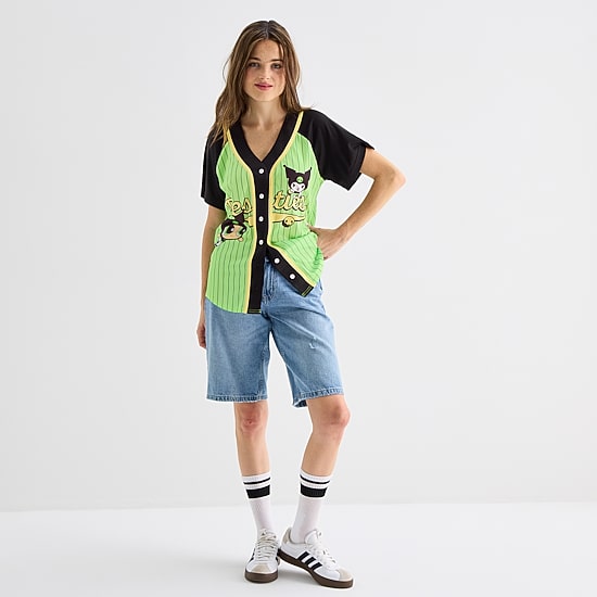 Hello Kitty® And Friends X The Powerpuff Girls™ Womens Juniors V Neck Short Sleeve Baseball Jersey